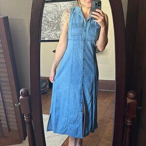 VINTAGE Liz Claiborne Sleeveless Denim Dress